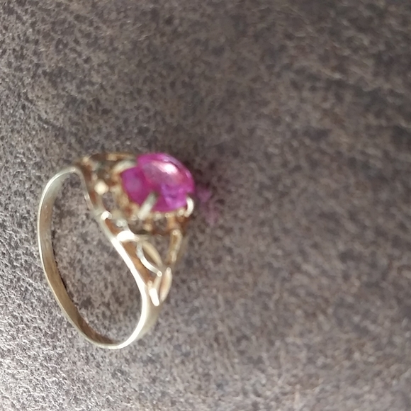 Ring - Picture 2 of 2
